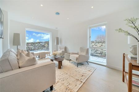 Show Home Photo