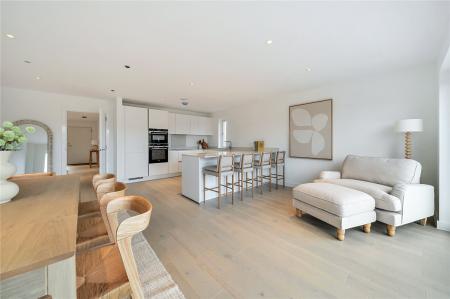 Show Home Photo