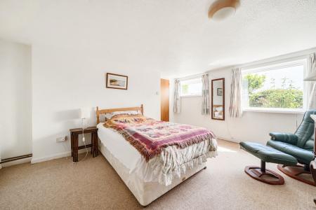 1303609-30-6849c9253