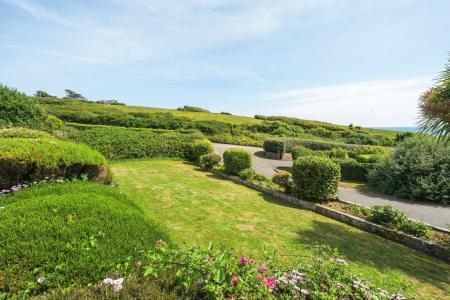 1303609-1-6849c85d08