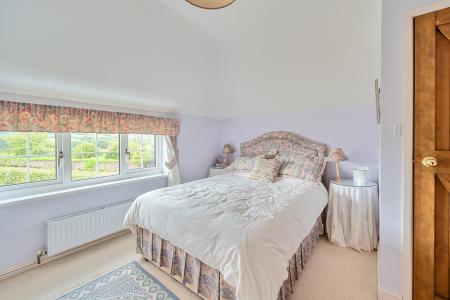 1334569-25-689defcac