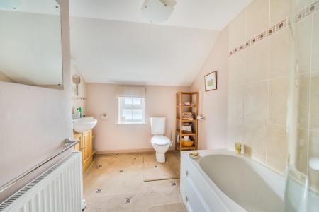 1334569-27-689df0614