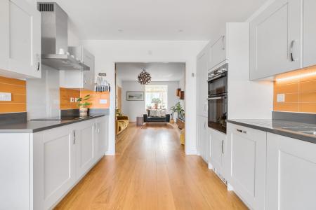 1315970-11-687e0f20a