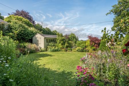 1302537-1-684948f13a