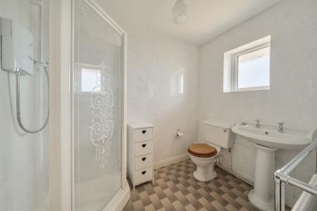 1332064-16-689a0eb83