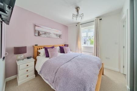 1343863-5-68a87b4046