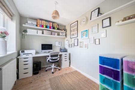 1383688-13-691df7830