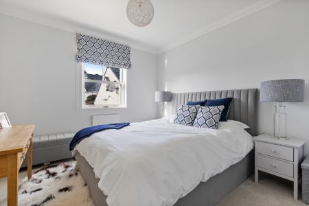 A19 - 6 Tuckers Broo