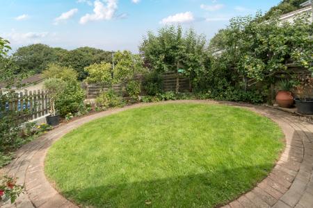 1330715-3-6887cb004e