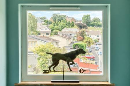 1330715-30-6887cbb6c