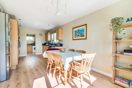 1354464-24-68d3f49e2