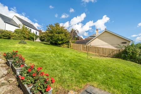 1354464-2-68d3f23606