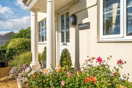 1354464-8-68d3f2ecb0