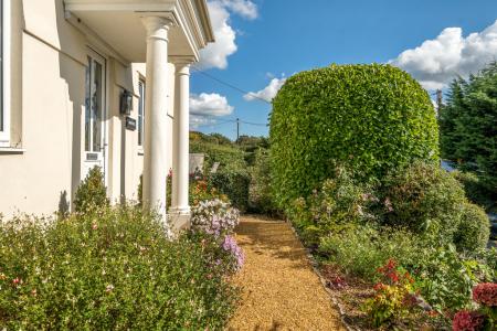 1354464-7-68d3f2d9c3