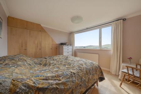 1282727-24-684183d37