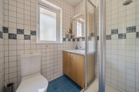 1282727-18-684180f8d