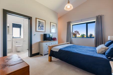 A24 - Brixton, Reeve