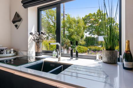 A20 - Brixton, Reeve