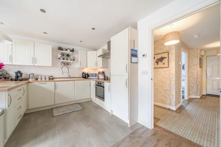 1330992-11-688a3c045