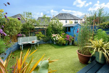 1330992-4-688a3414e3