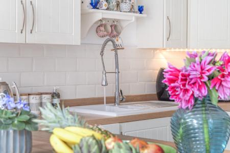 1330992-24-688a42470