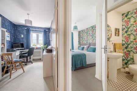 1330992-22-688a402f8