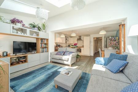 1330992-14-688a3c9b4