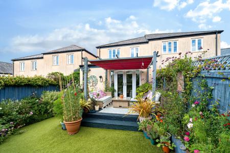 1330992-33-688a4339d