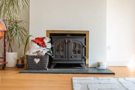 1334806-64-689f4d4a7