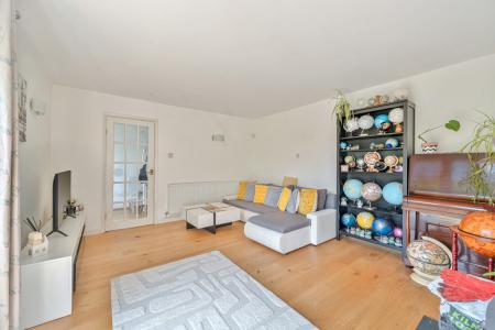 1334806-51-689f4c953