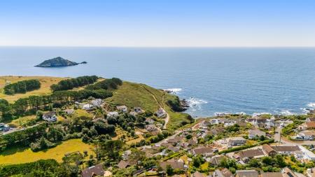 A23 - 6 Furzehill Ro