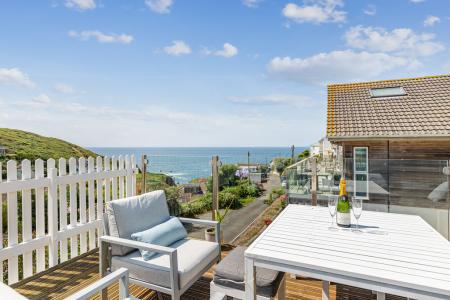 A13 - 6 Furzehill Ro