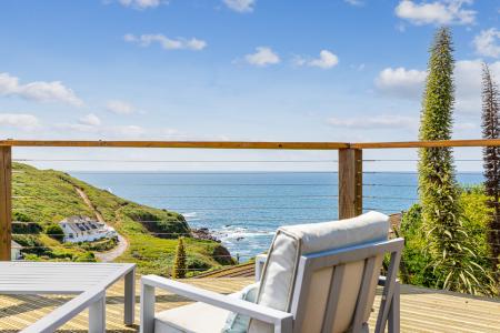 A09 - 6 Furzehill Ro