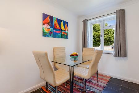 A09 - 111 Yealm Park