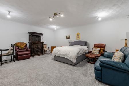 A38 - Kiora 7 Church