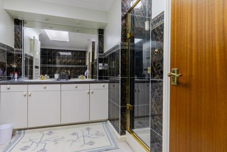 A43 - Kiora 7 Church