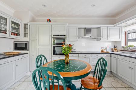 A35 - Kiora 7 Church