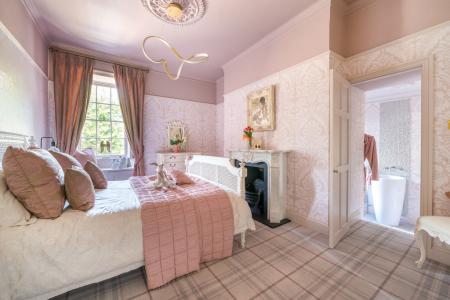 1344036-17-68b1be4ed