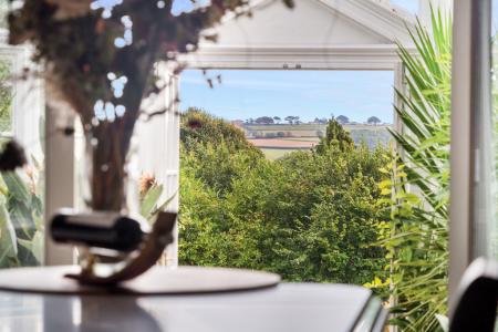 1344036-76-68c2838fe