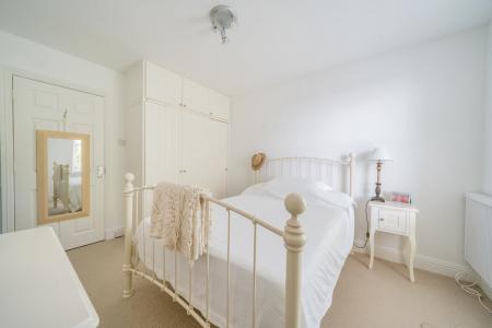 1349537-17-68c2b2f9c