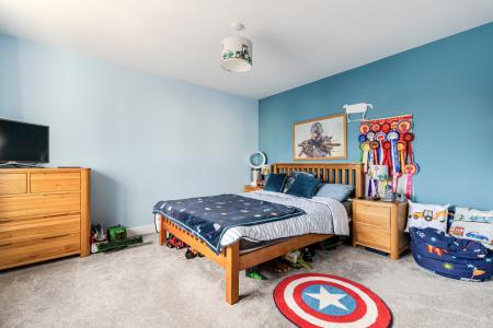 A22 - 11, Clover Par