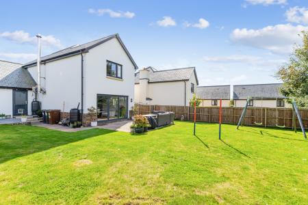 A07 - 11, Clover Par