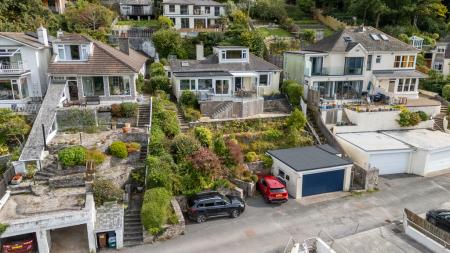 A16 - 5Gomorin, Newt