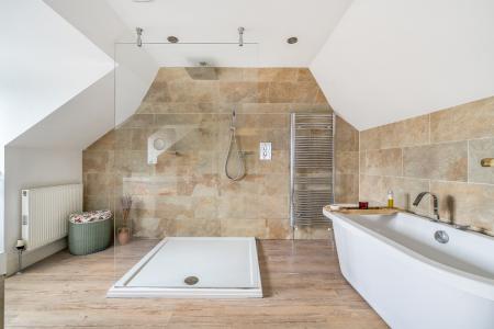 1373454-38-69023d496