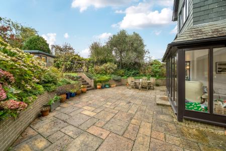 1373454-72-69023dbb4