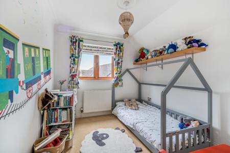 1373454-43-69023d593