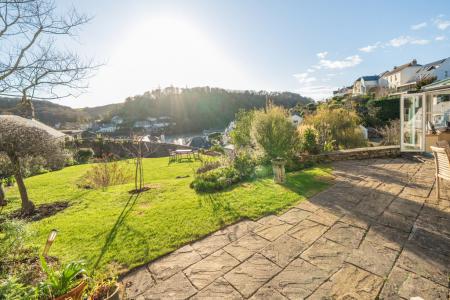 1372752-35-691b6aecb