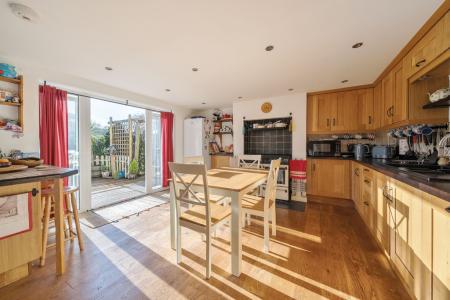 1388404-17-693d234f2