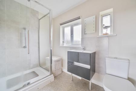 1384828-15-6929ceb44