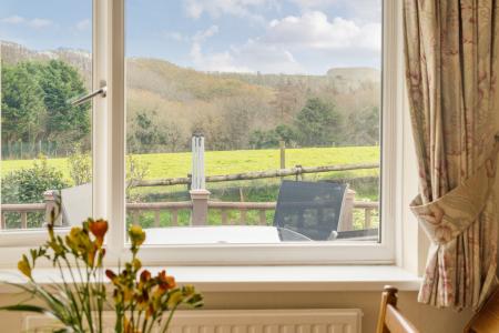 1384828-19-6929ced86